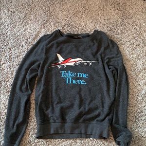 A wild fox sweatshirt that is super comfortable